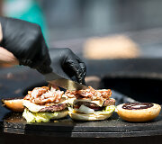 &bdquo;We will grill&ldquo; akimirka