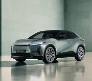 Toyota C-HR+