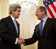 JAV sekretorius Johnas Kerry ir Rusijos užsienio reikalų ministras Sergejus Lavrovas