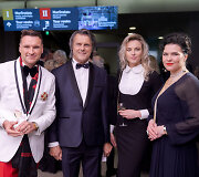 Gala vakarienės akimirka