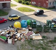 Taip atrodo teritorija prie konteinerių Karolini&scaron;kėse