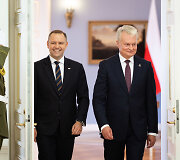 Karolis Nawrockis, Gitanas Nausėda
