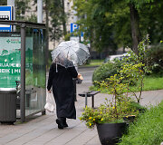 &Scaron;iandien i&scaron;eiti i&scaron; namų be skėčio nerekomenduojama