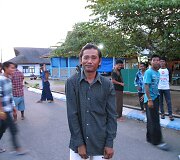 22 metus vergavęs Myint Naing Indonezijos uoste laukia kelionės namo
