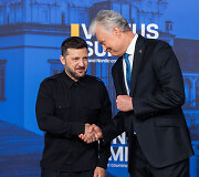 Volodymyras Zelenskis ir Gitanas Nausėda Bukare&scaron;to devintuko ir &Scaron;iaurės &scaron;alių vadovų susitikime
