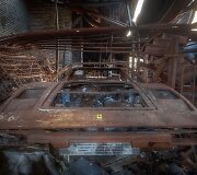 Apleistų prabangių automobilių ie&scaron;kančio fotografo laimikiai visoje Europoje