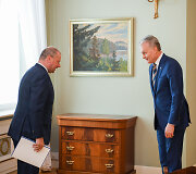 Saulius Skvernelis, Gitanas Nausėda