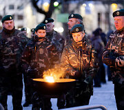 Lietuvos valstybės atkūrimo dienai paminėti simbolinių laužų ceremonija