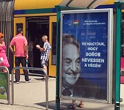 Prie&scaron; George'ą Sorosą nukreipta reklaminė kampanija Vengrijoje