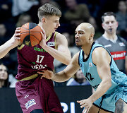 Mantas Rub&scaron;tavičius, Andrew Andrews