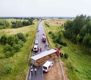 Kelyje Vilnius&ndash;Pabradė ant kelio nuvirto krovininis automobilis