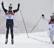 Emilis Hegle Svendsenas ir Martinas Fourcade'as fini&scaron;uoja