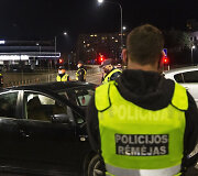 Akimirka i&scaron; vykusio policijos reido