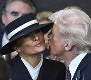 Donaldas Trumpas su žmona Melania