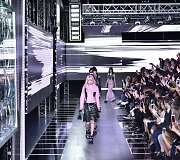 &bdquo;Louis Vuitton&ldquo; 2016 m. pavasario-vasaros kolekcija