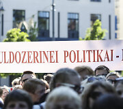 Mitingas dėl lenkų ir rusų mokyklų