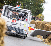 Kauną sudrebino įspūdingos &bdquo;Red Bull muilinių lenktynės&ldquo;
