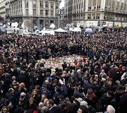 Belgija pagerbė tylos minute sprogdinimų Briuselyje aukas