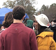 Malia Obama su draugu