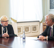 Ingrida &Scaron;imonytė, Gitanas Nausėda