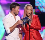 Scottas Eastwoodas ir Rita Ora 