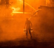 Kijevo apylinkėse degalų saugykloje po sprogimo kilusiame gaisre žuvo keli žmonės