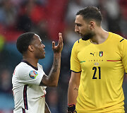 "Euro 2020" finalo akimirka.