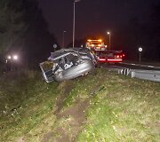 Vilniaus pakra&scaron;tyje, Liepkalnio gatvėje apvirto automobilis &bdquo;Rover&ldquo;.