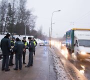 Tarptautinės Antikorupcijos dienos i&scaron;vakarėse Vilniuje surengta akcija &bdquo;Ky&scaron;is i&scaron;purvina&ldquo;
