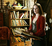 Holly Marie Combs seriale &bdquo;San Francisko raganos&ldquo; (2005 m.)
