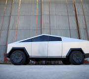 &bdquo;Tesla Cybertruck&ldquo; kopija