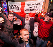 Naktinės Anglijos futbolo fanų linksmybės Vilniuje
