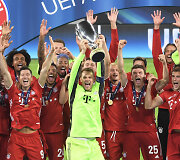 Miuncheno &bdquo;Bayern&ldquo; triumfavo UEFA Supertaurėje