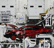 Superautomobilio &bdquo;Acura NSX&ldquo; gamybos linija Ohajo gamykloje