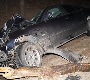 Ukmergės rajone dėl girto vairuotojo suknežinti trys automobiliai