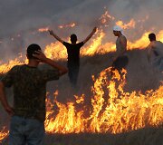 Protestuojantys palestiniečiai