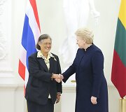 Dalia Grybauskaitė susitiko su oficialaus vizito į Lietuvą atvyksia Tailando princese Maha Chakri Sirindhorn
