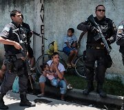 Rio de Žaneire po 11 žmonių žūties policija pradėjo didelę operaciją viename lū&scaron;nyne