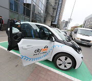 &bdquo;CityBee&ldquo; elektromobilių įkrovimo stotelės prie Vilniaus savivaldybės atidarymas