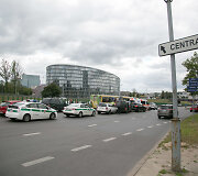 Vilniaus centre vienas po kito susidūrė 4 automobiliai