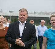 Saulius Skvernelis pristatė visus LVŽS sąra&scaron;o narius