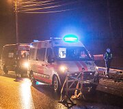 Vilniuje į elektros stulpą rėžėsi automobilis