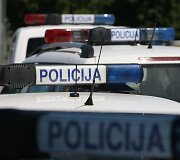 &Scaron;iauliuose policija krečia futbolo sirgalius i&scaron; Lenkijos