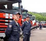 Ugniagesiams gelbėtojams perduotos naujos gaisrinės automobilinės cisternos ir lengvieji automobiliai