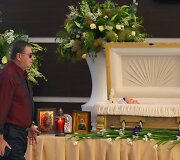 Su Žana Friske atsisveikina jos tėvas Vladimiras