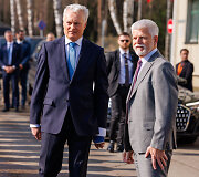 Gitanas Nausėda, Petras Pavelas
