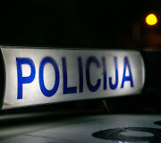 Policijos priemonė prie pėsčiųjų perėjų
