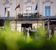&bdquo;Radisson Collection Astorija&ldquo; vasaros sezoną pradėjo &scaron;ventiniu vakaru