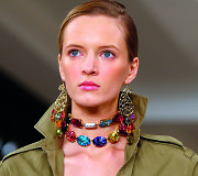 Ralph Lauren 2015 m. pavasario-vasaros kolekcijos modelis