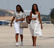 Sasha ir Malia Obamos
